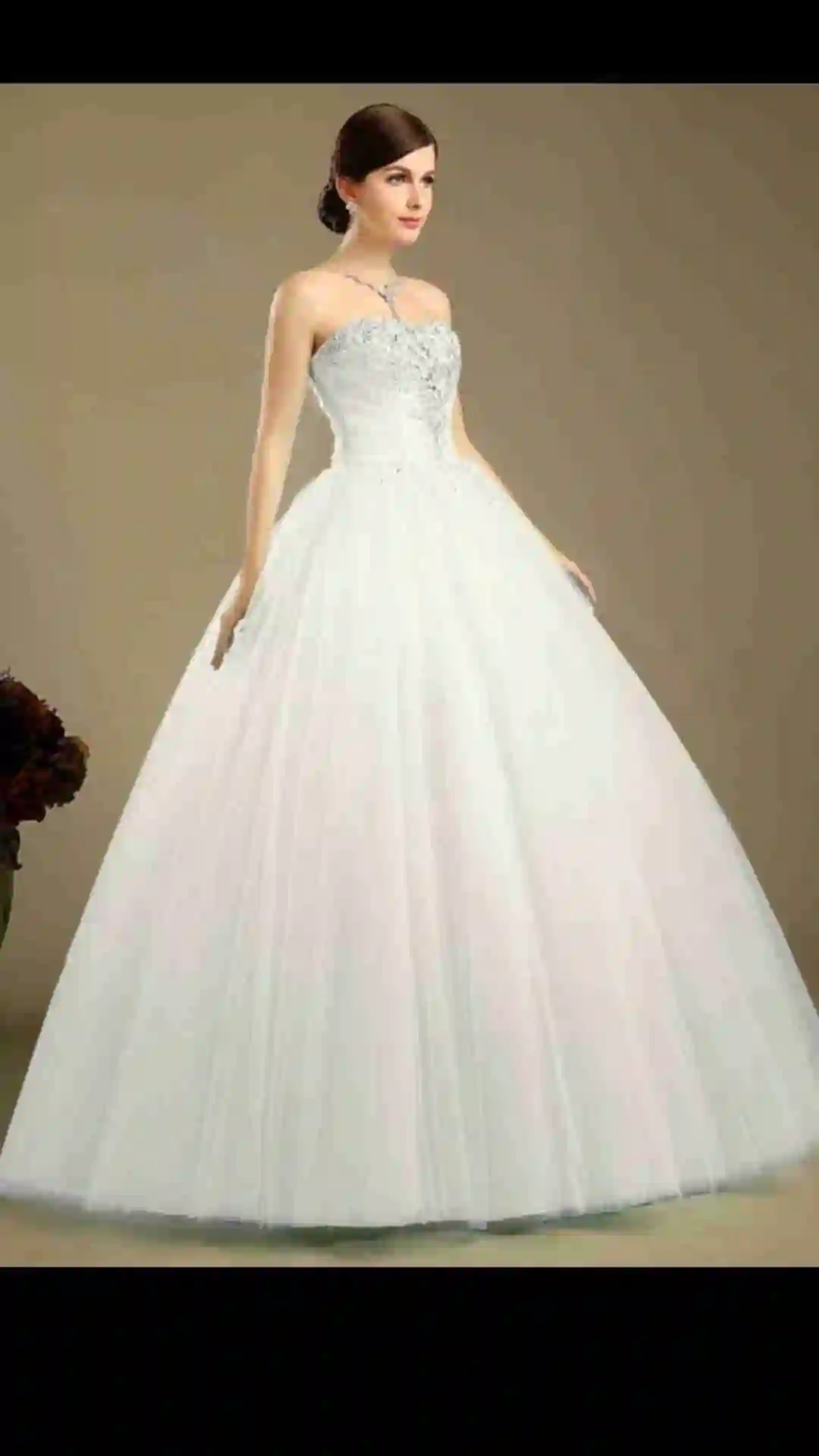 Vestido princesa con escote palabra de honor