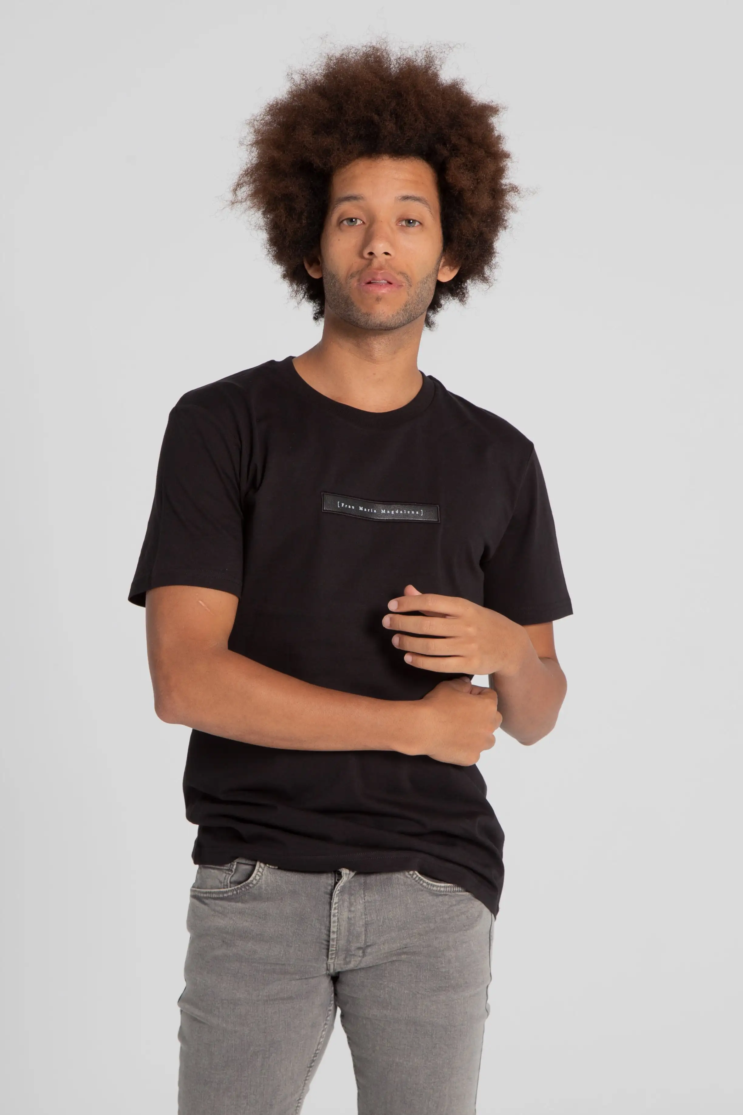 Frau Magdalena Basic T -Shirt - Image 8