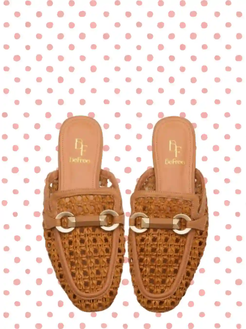 Dis -dated leather moccasins