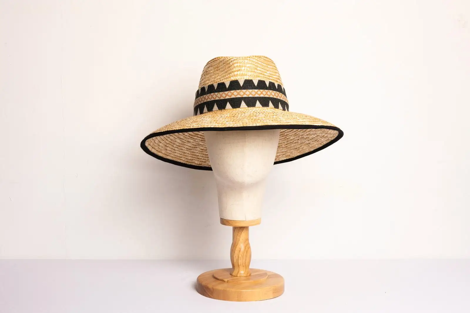 Summer ethnic hat Ala 9