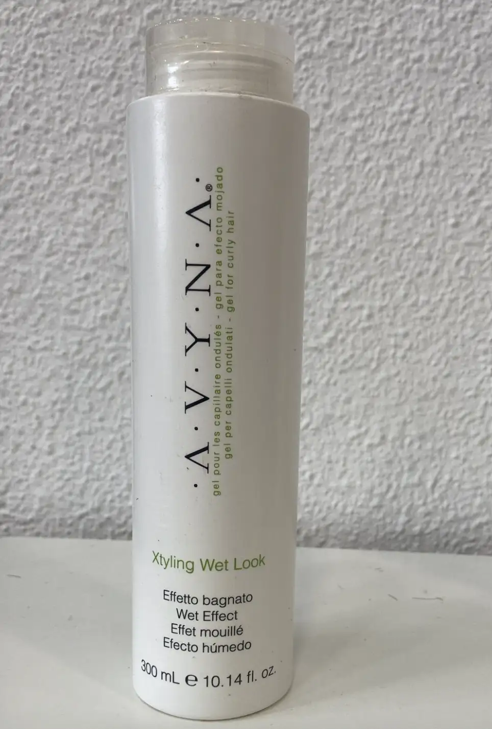 AVYNA - Wet Look - EFECTO HUMEDO