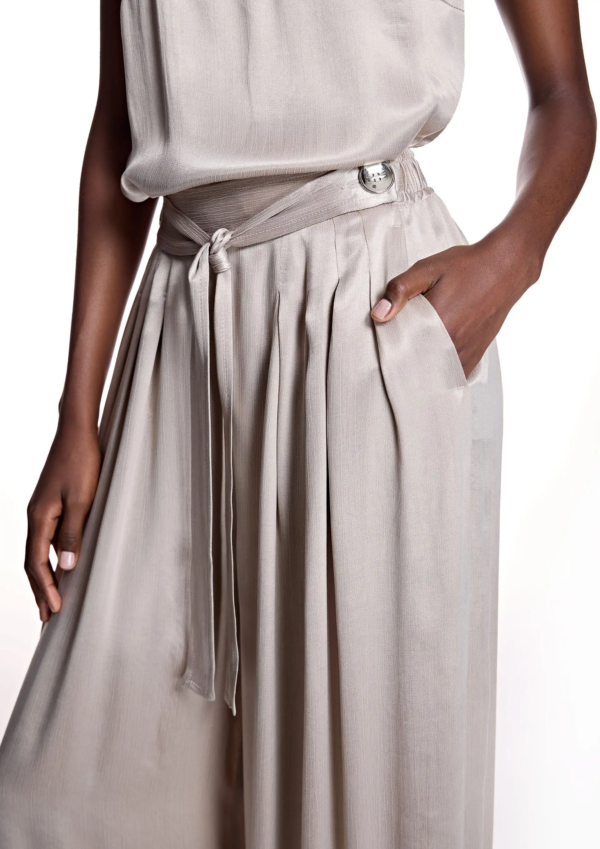 Pantalón ALBA CONDE palazzo satén - Imagen 4