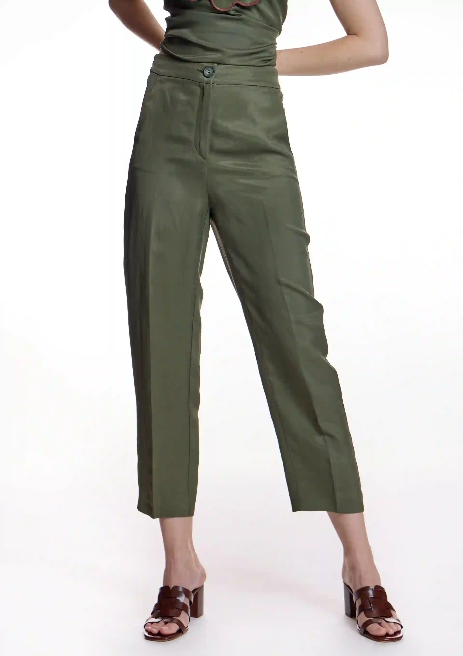 Alba Count Ankle Kaki pants