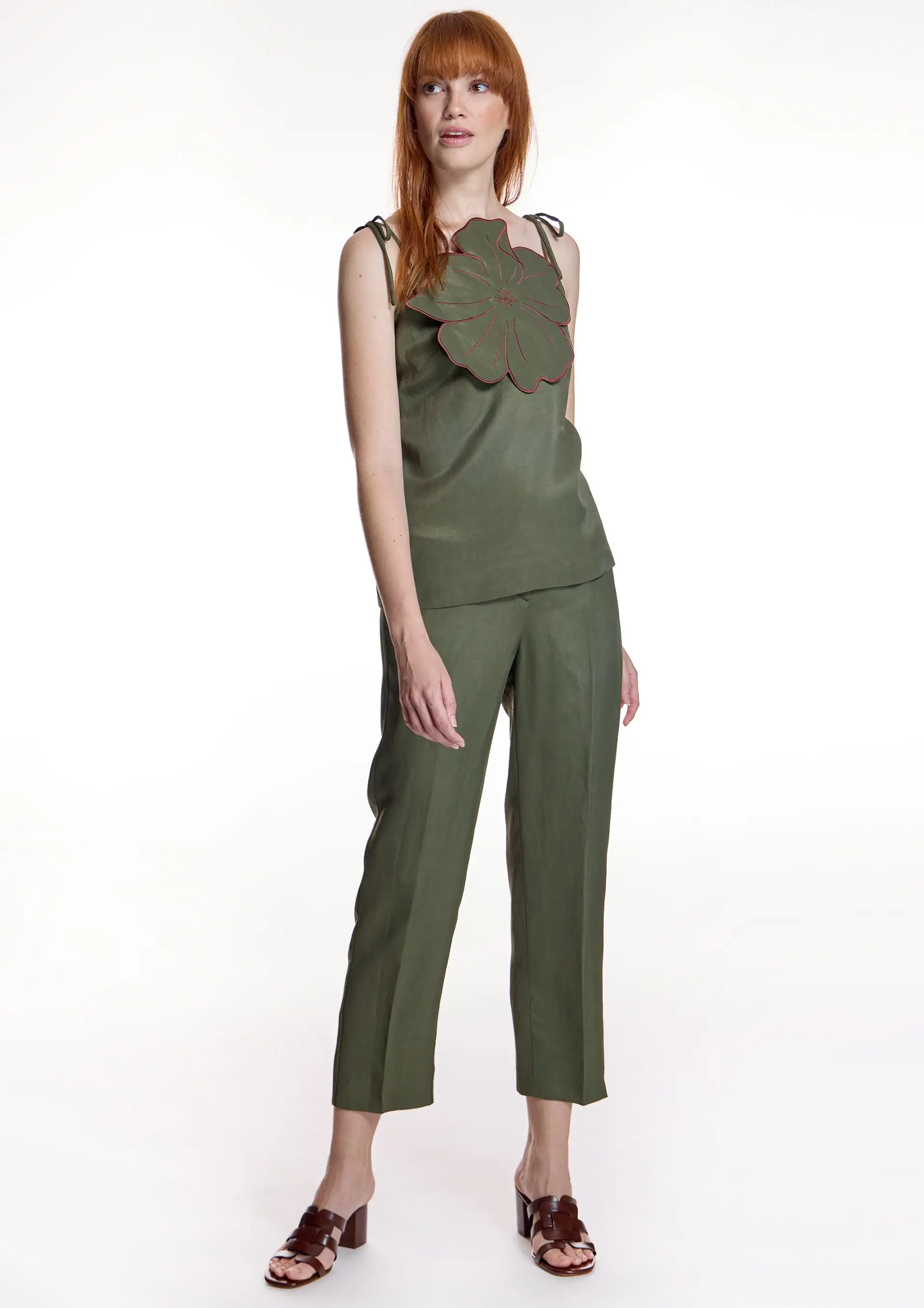 Alba Count Ankle Kaki pants - Image 4
