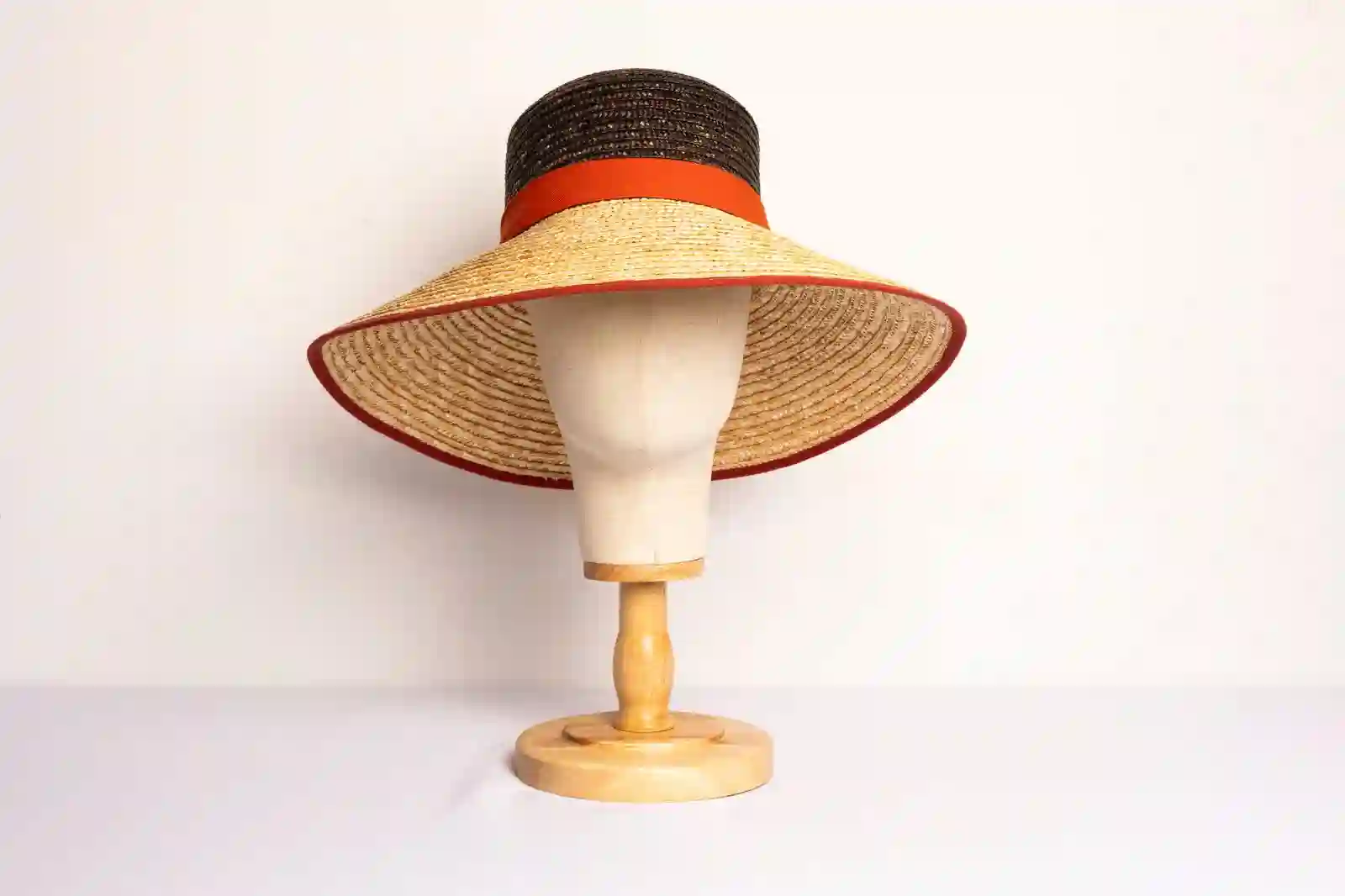Sombrero de paja marrón IQ