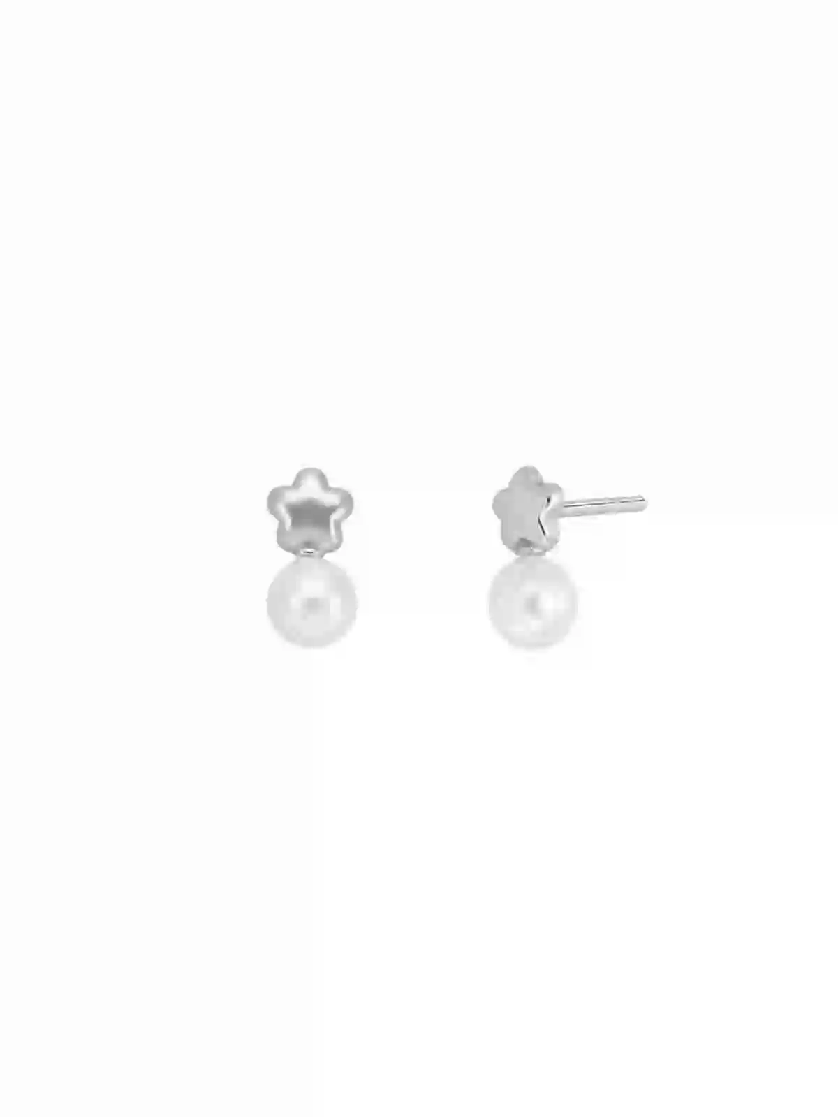Silver Flor with Pearl