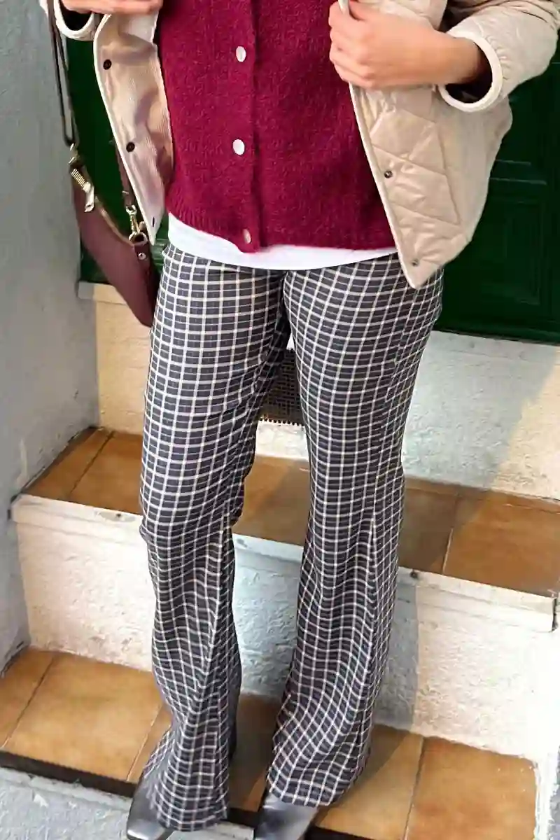 PANTALÓN LARGO CUADROS CAMPANA