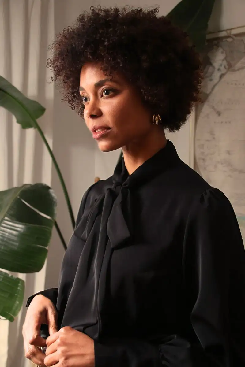 Blouse Lada Detail