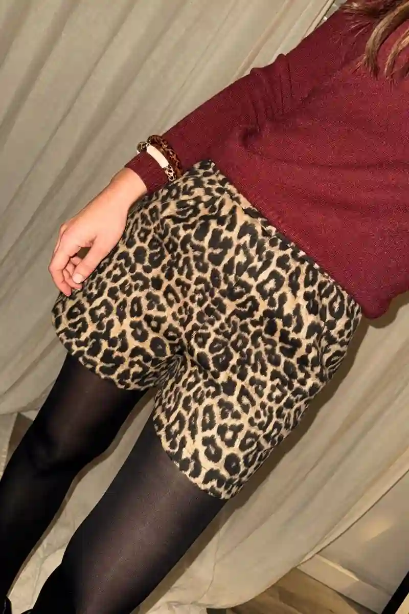 PANTALÓN CORTO ANIMAL PRINT