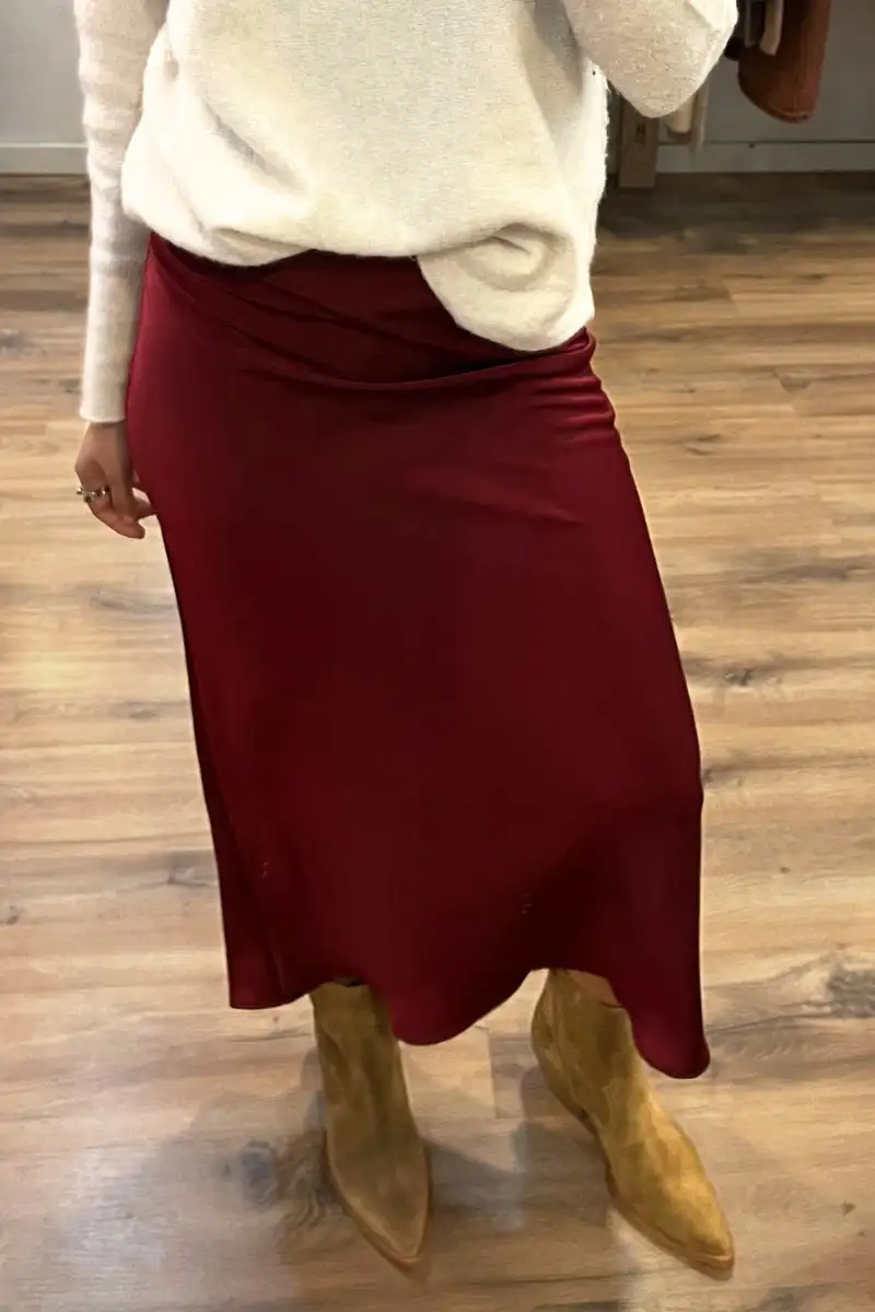 Burgundy gummed satin skirt