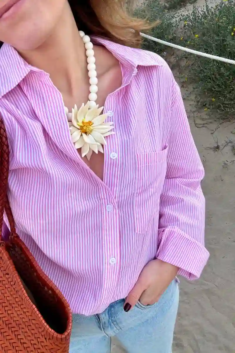 DETAIL POURY ROSE POCKET