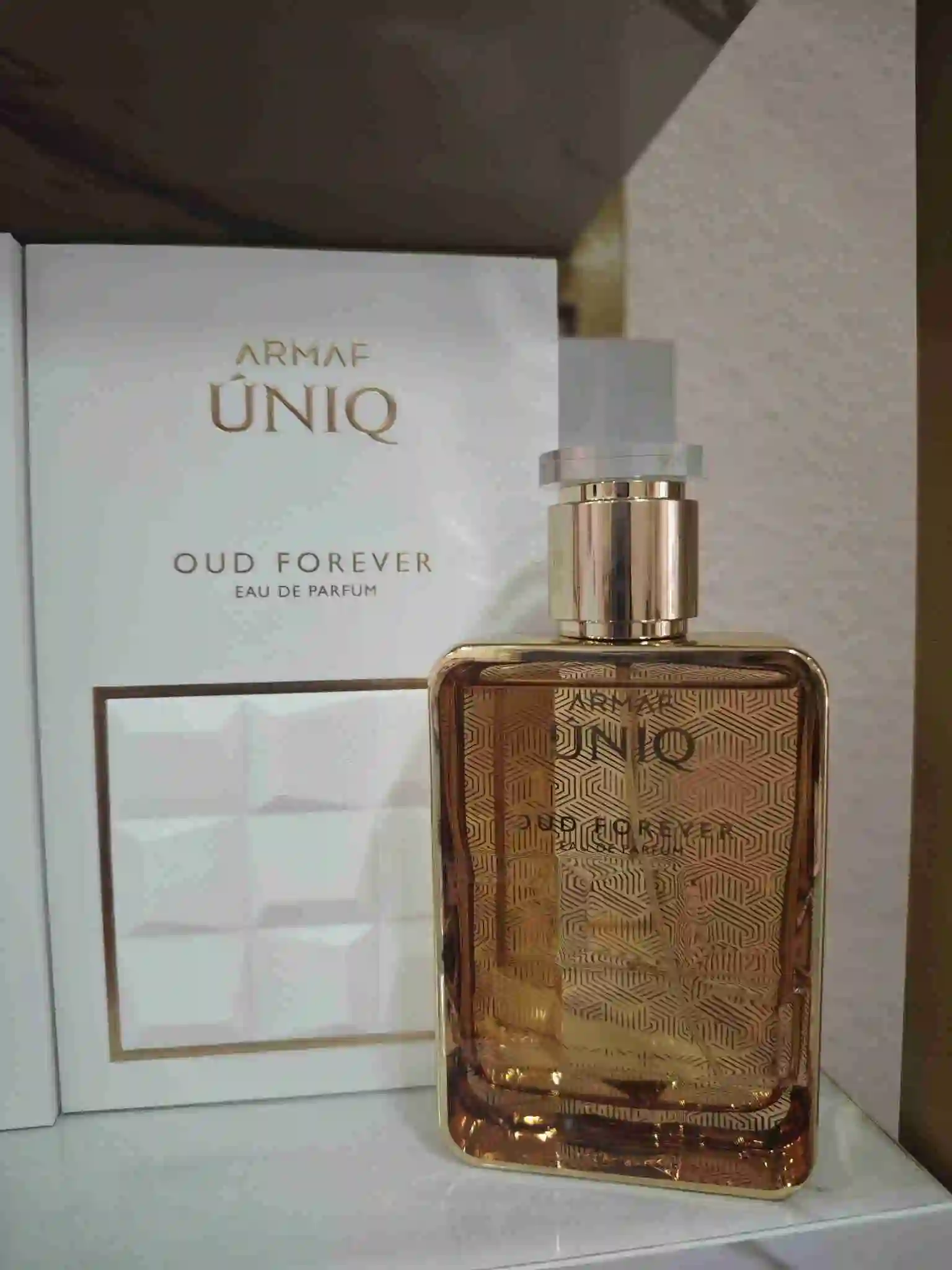 UNIQ OUD FOREVER