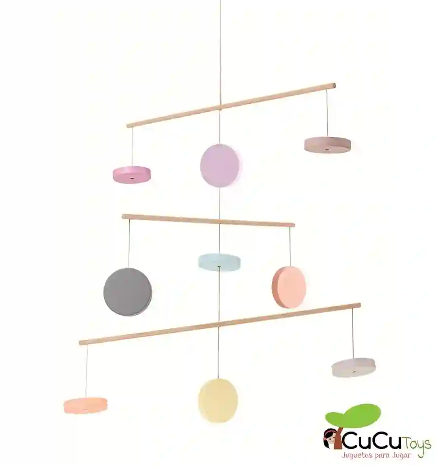 Plantoys - Movil de madera colorido en tonos pastel