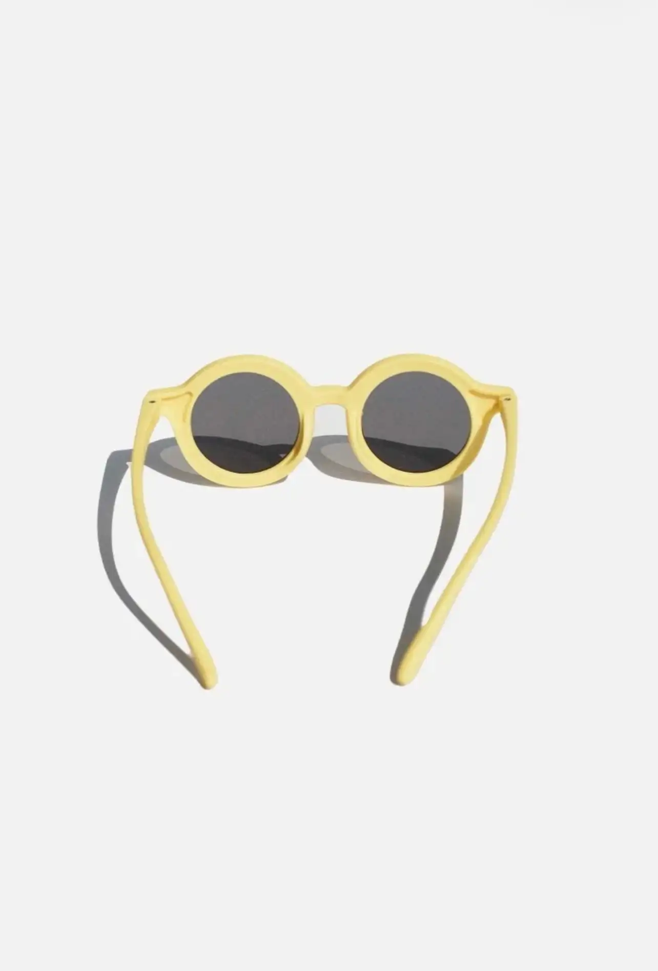 Yellow flexible sunglasses - Image 3