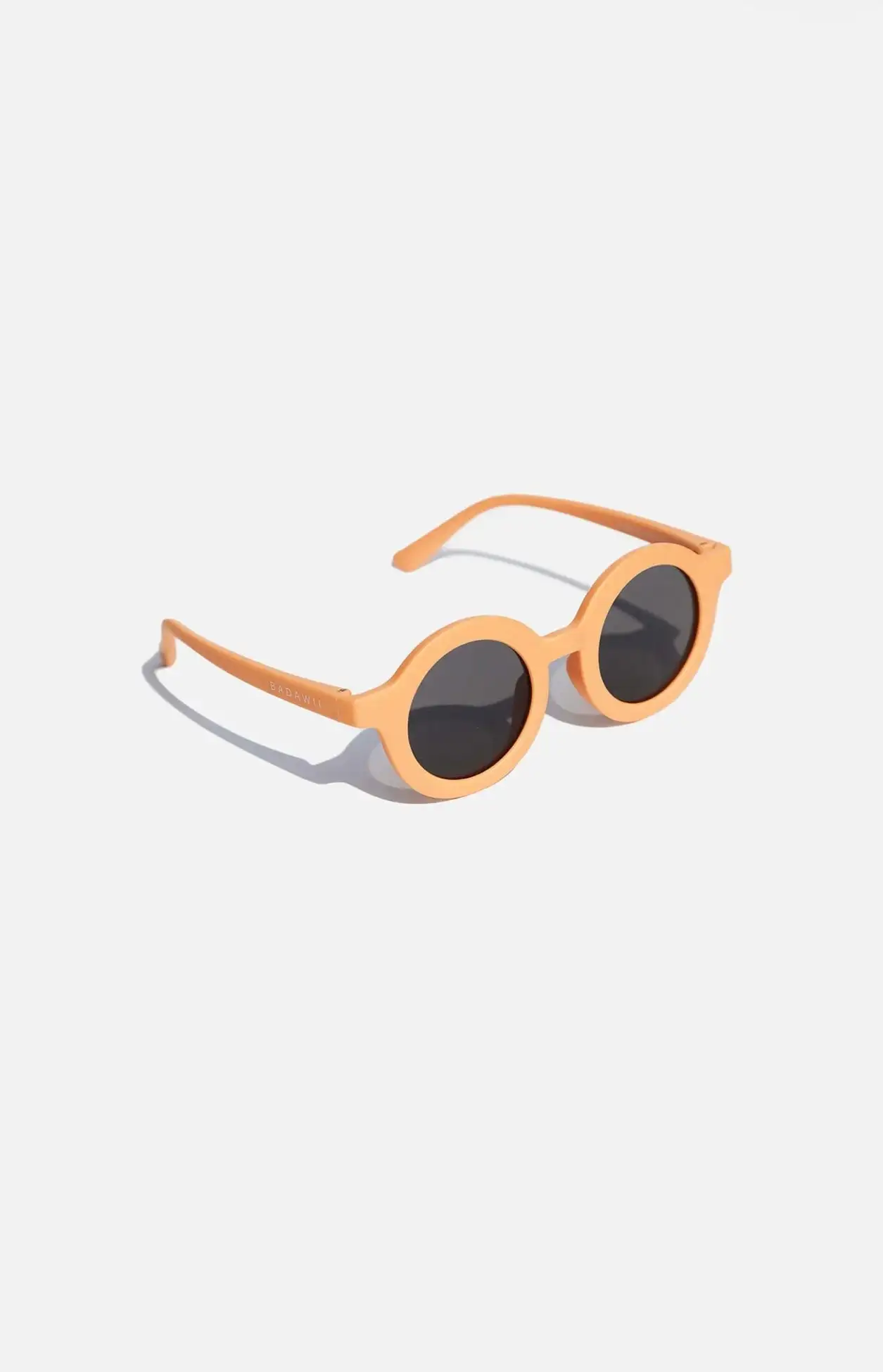 Flexible peach sunglasses - Image 3