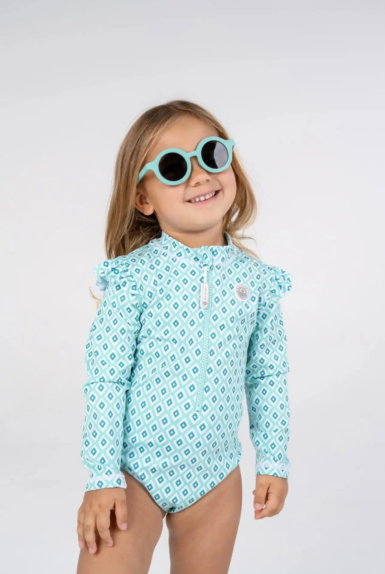 Green flexible sunglasses - Image 2