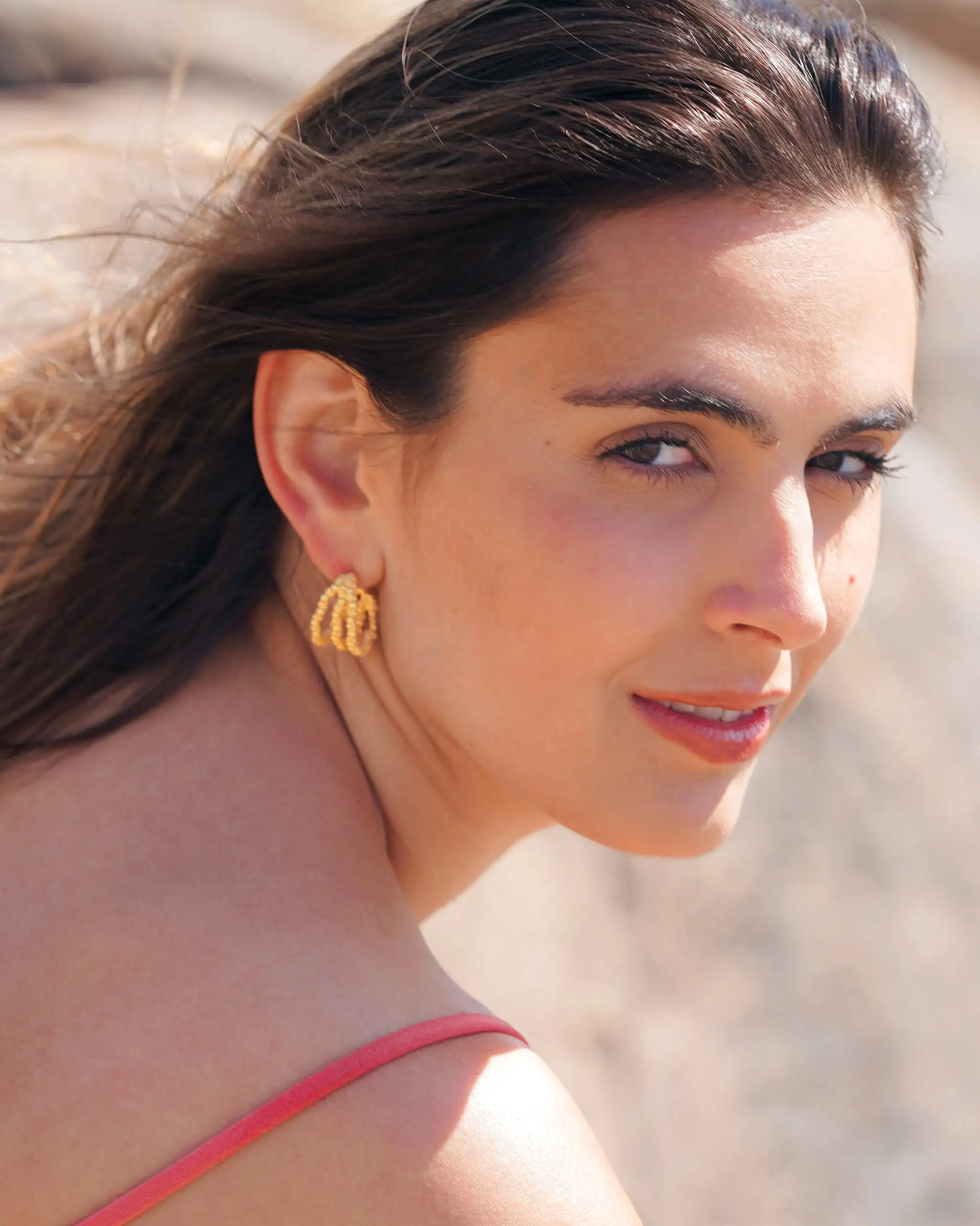 Pendientes Aros Dorados Triple Bulabula - Imagen 3