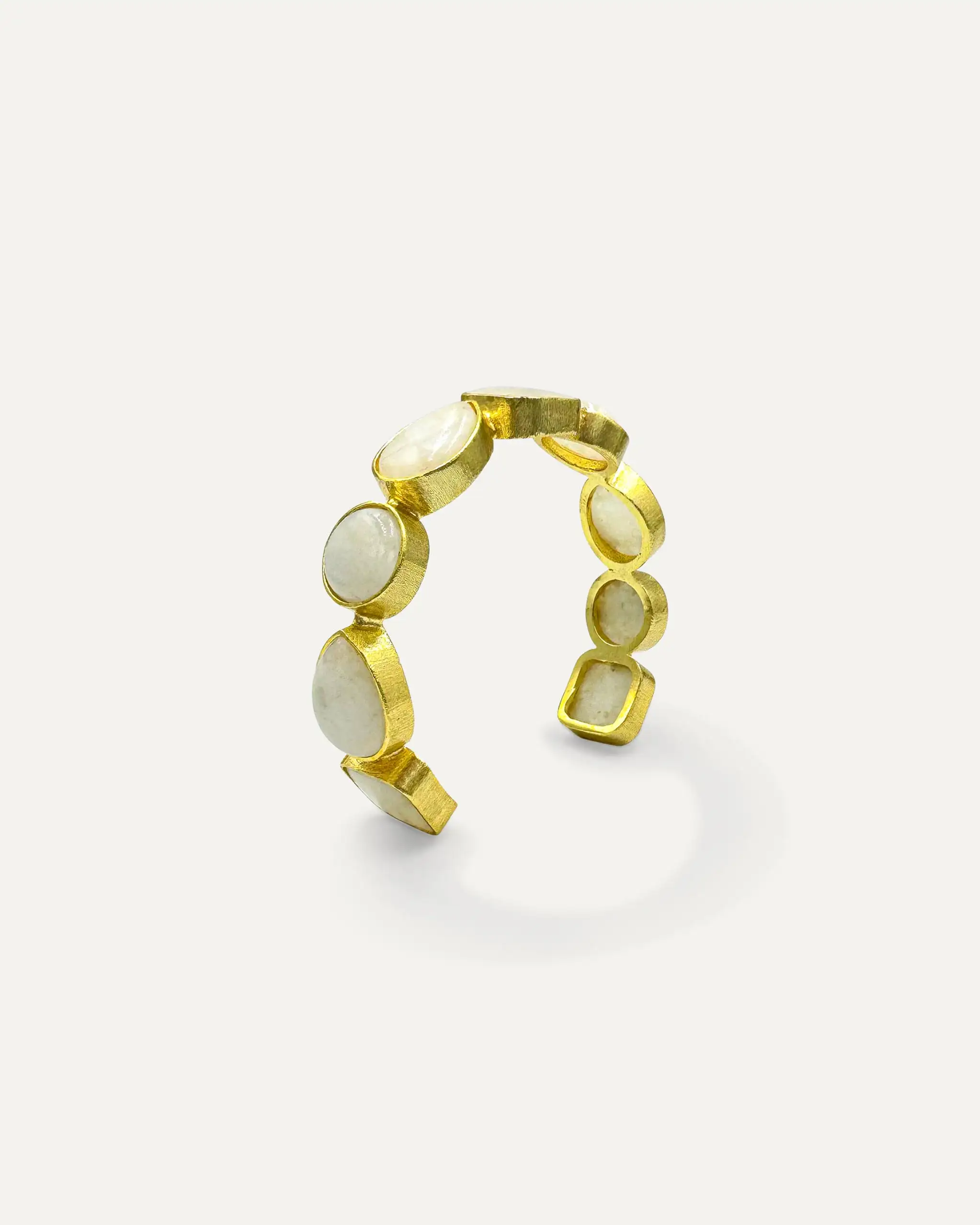 Brazalete Dorado Stunning Piedra Luna - Imagen 2