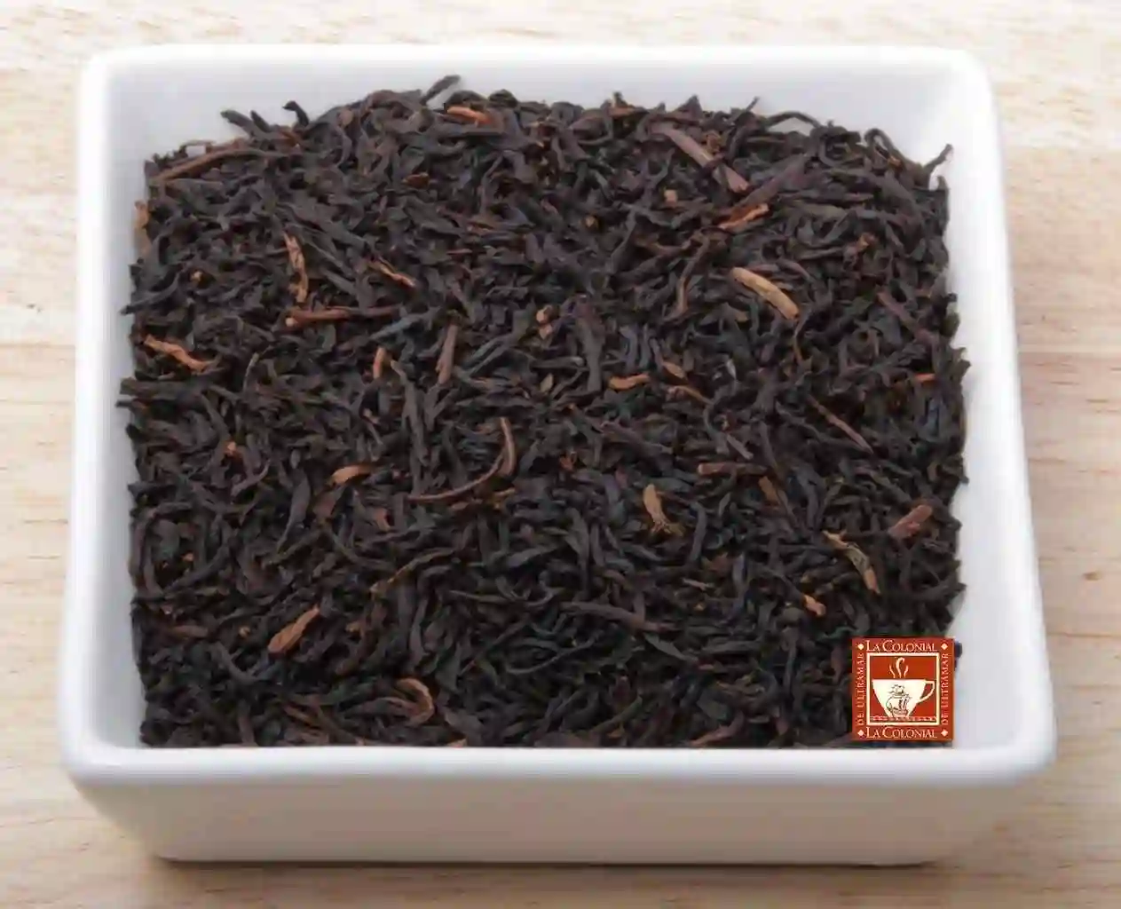 Black tea weaved with vanilla