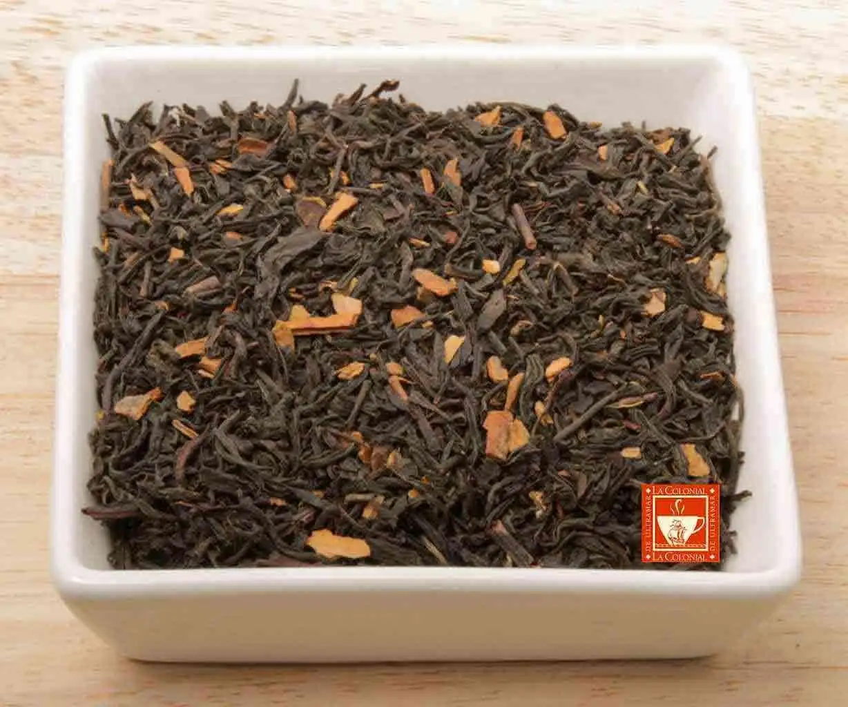 Black tea wealed with cinnamon