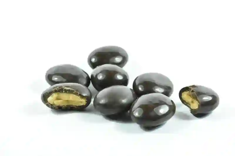 Almendras Marconas con chocolate negro - 100g