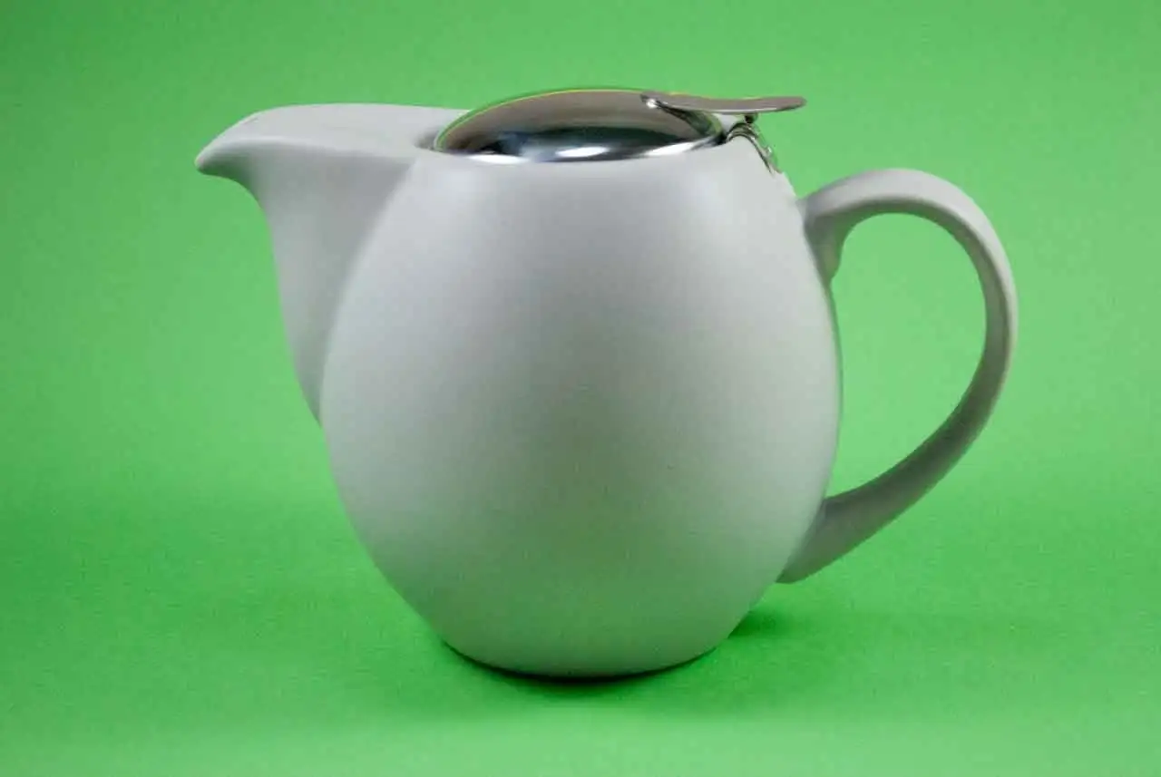Zaara ceramic teapot 0.9 liters matte gray