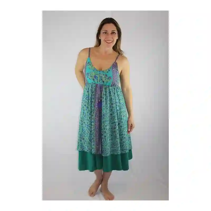 Vestido corto fondo liso. Choli doble