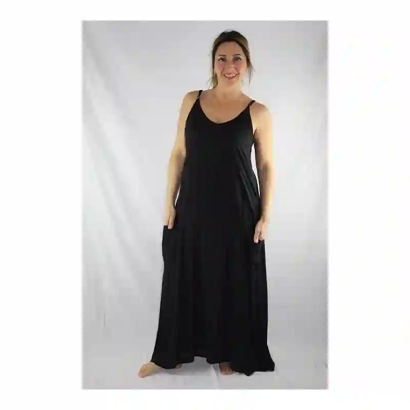Vestido largo en rayón con bolsillos delanteros