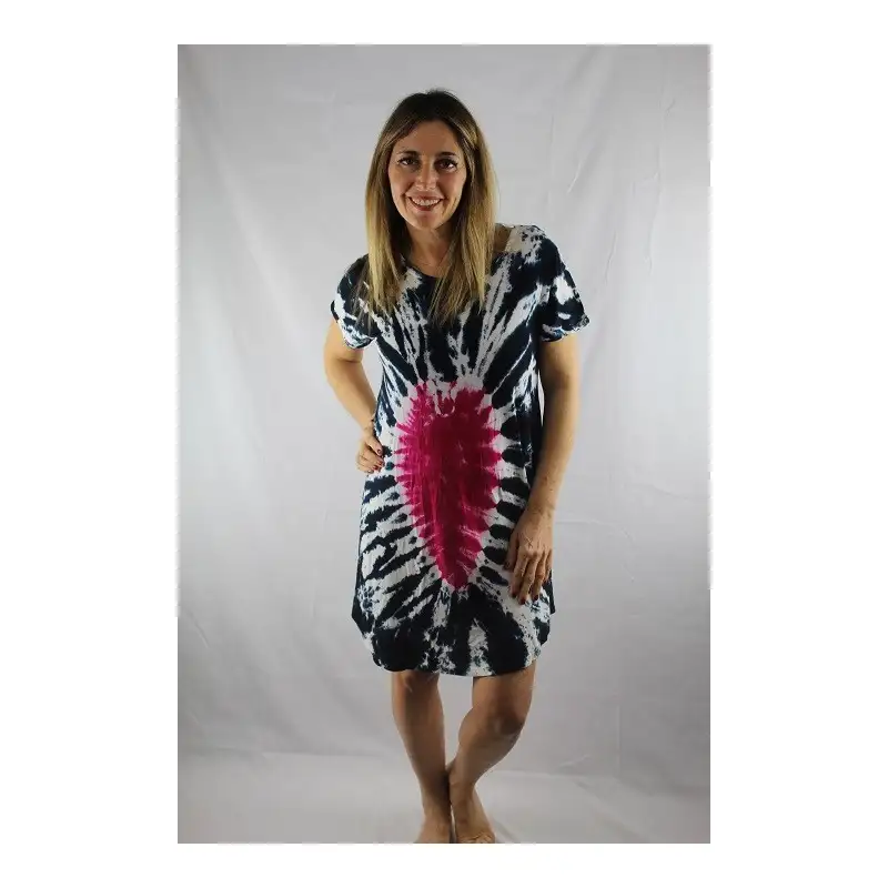 Vestido corto con corazón