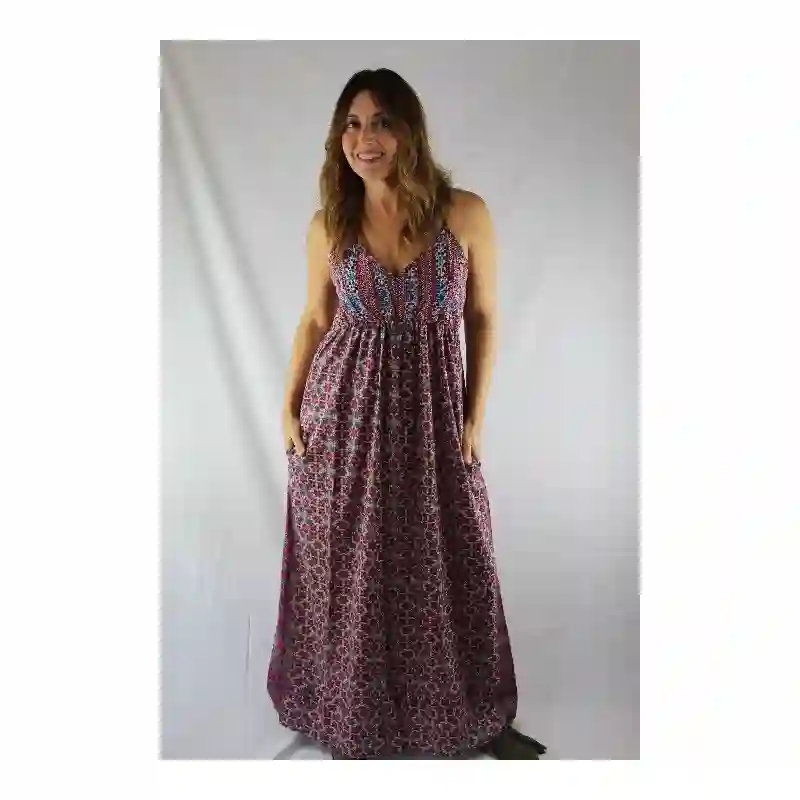 Vestido largo con bordado