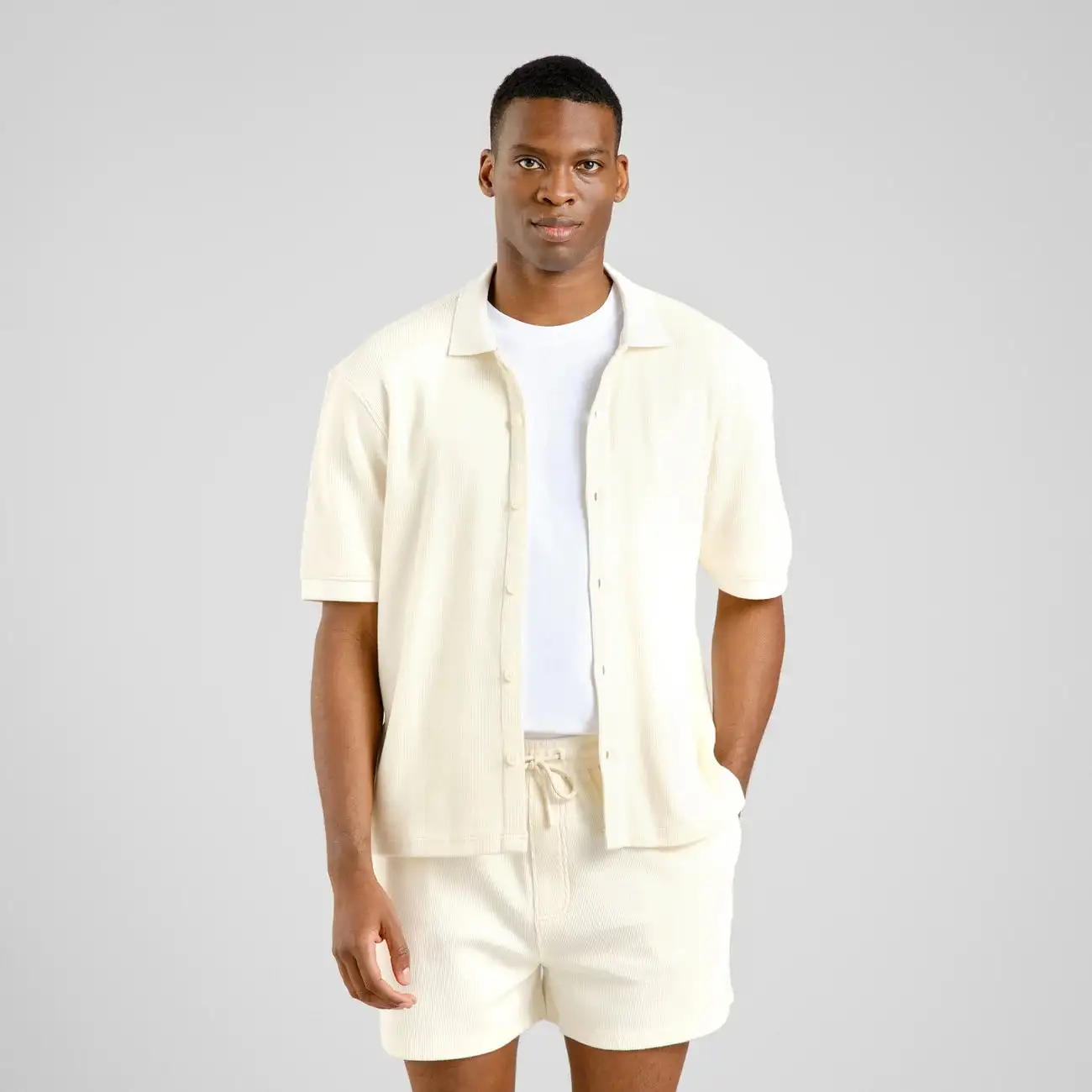 White hook shirt - Image 3