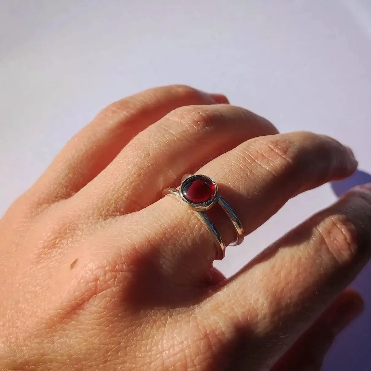 Anillo Doble Hilo Granate - Imagen 5