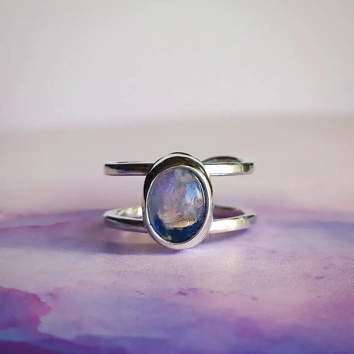 Anillo Doble Hilo Luna Arcoíris - Imagen 2