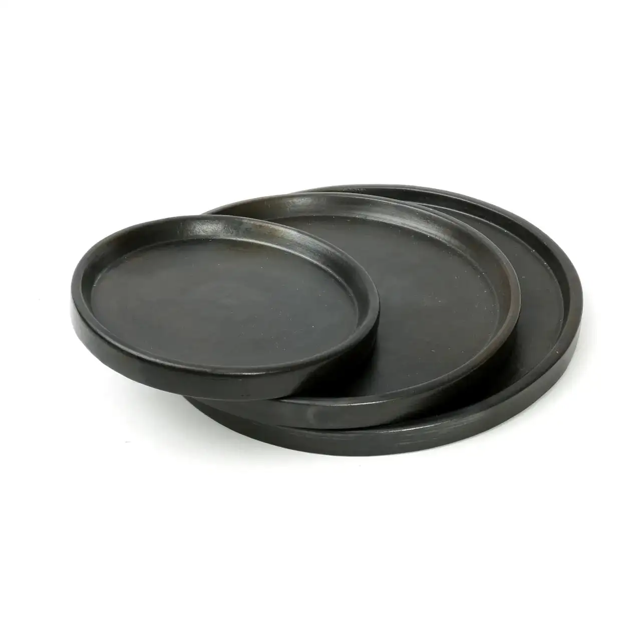 Plato llano de cerámica negra quemada - Imagen 3