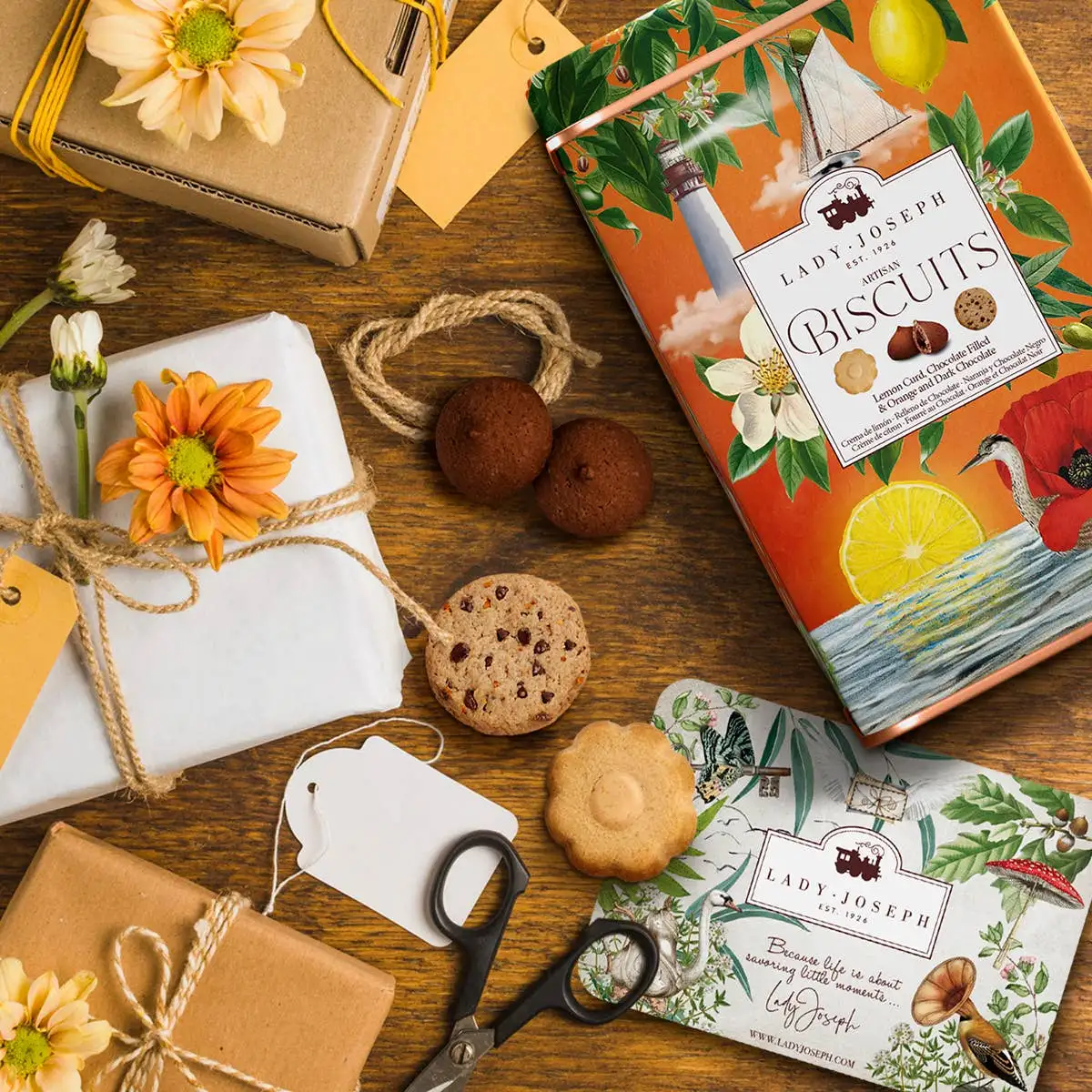 Surtido de galletas en caja metálica de regalo - Imagen 2