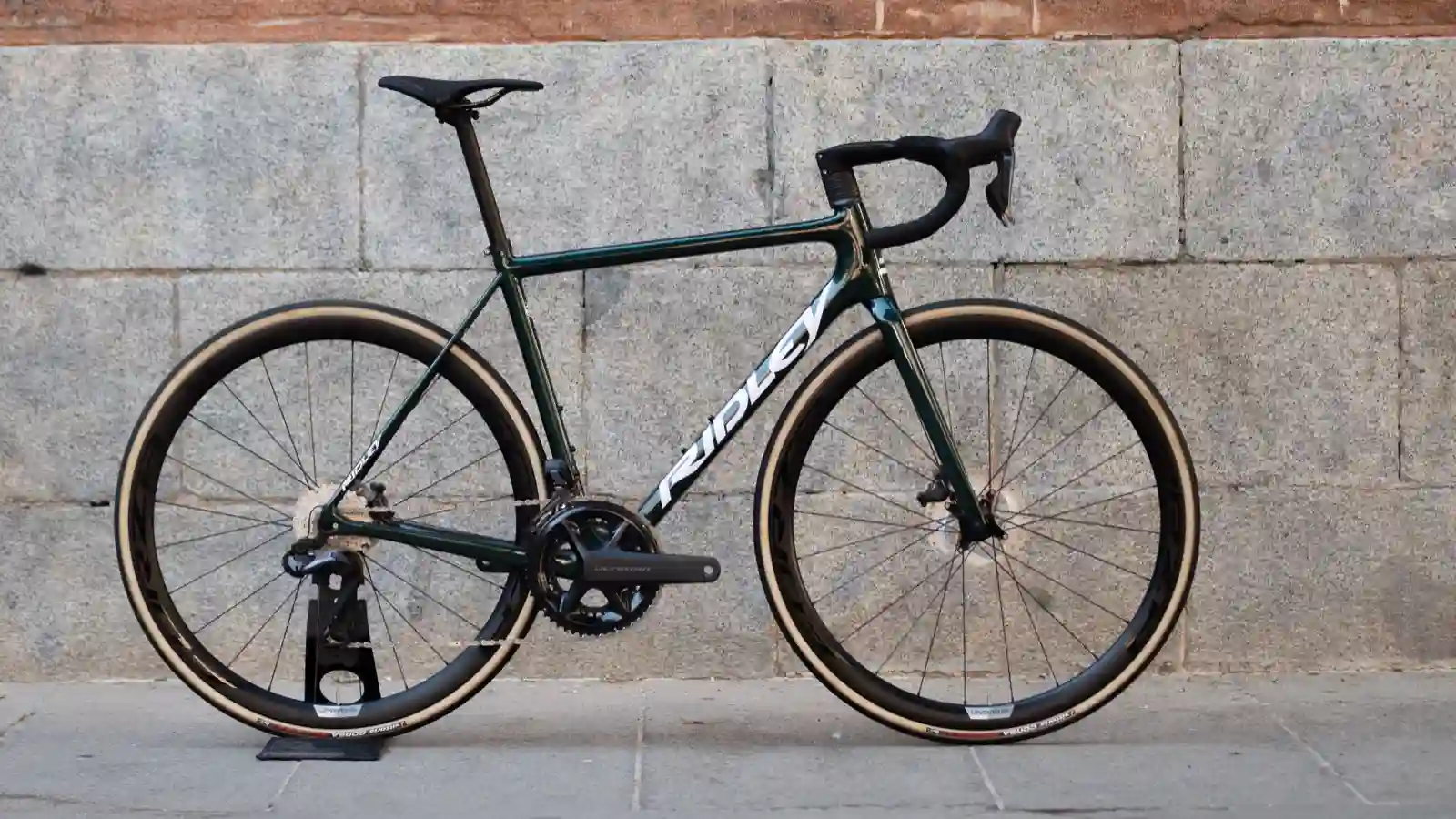 Ridley HELIUM SLX Shimano 105 Di2 Disc