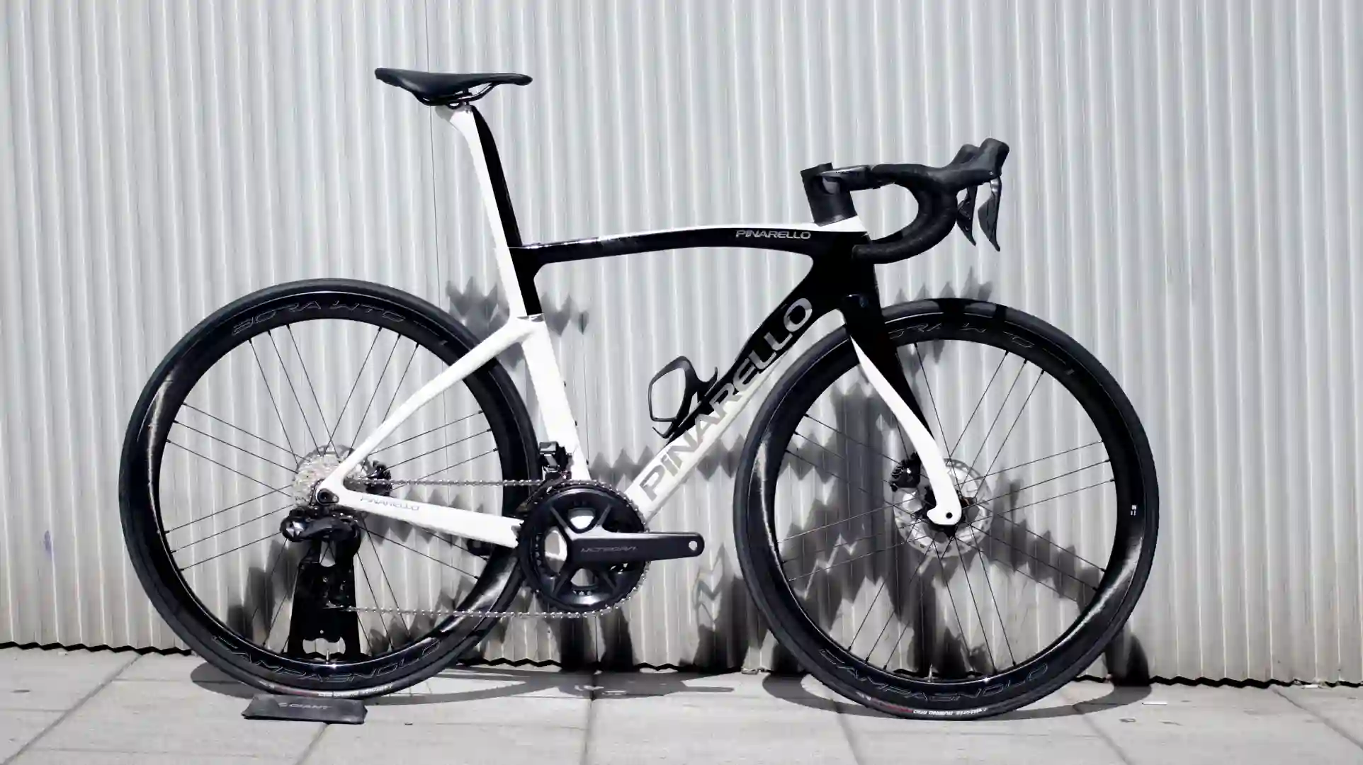 PINARELLO F DISK ULTEGRA DI2 12V Bicycle