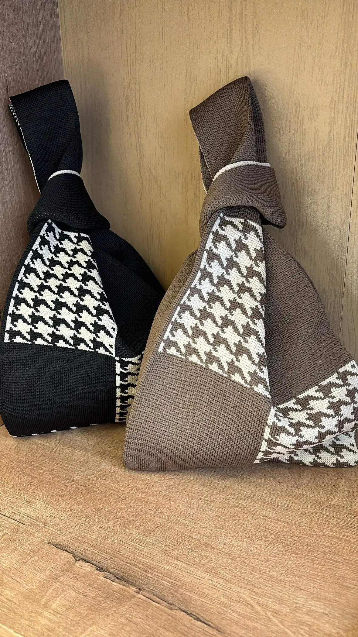 Houndstooth Wristlet in Mocha - Image 3