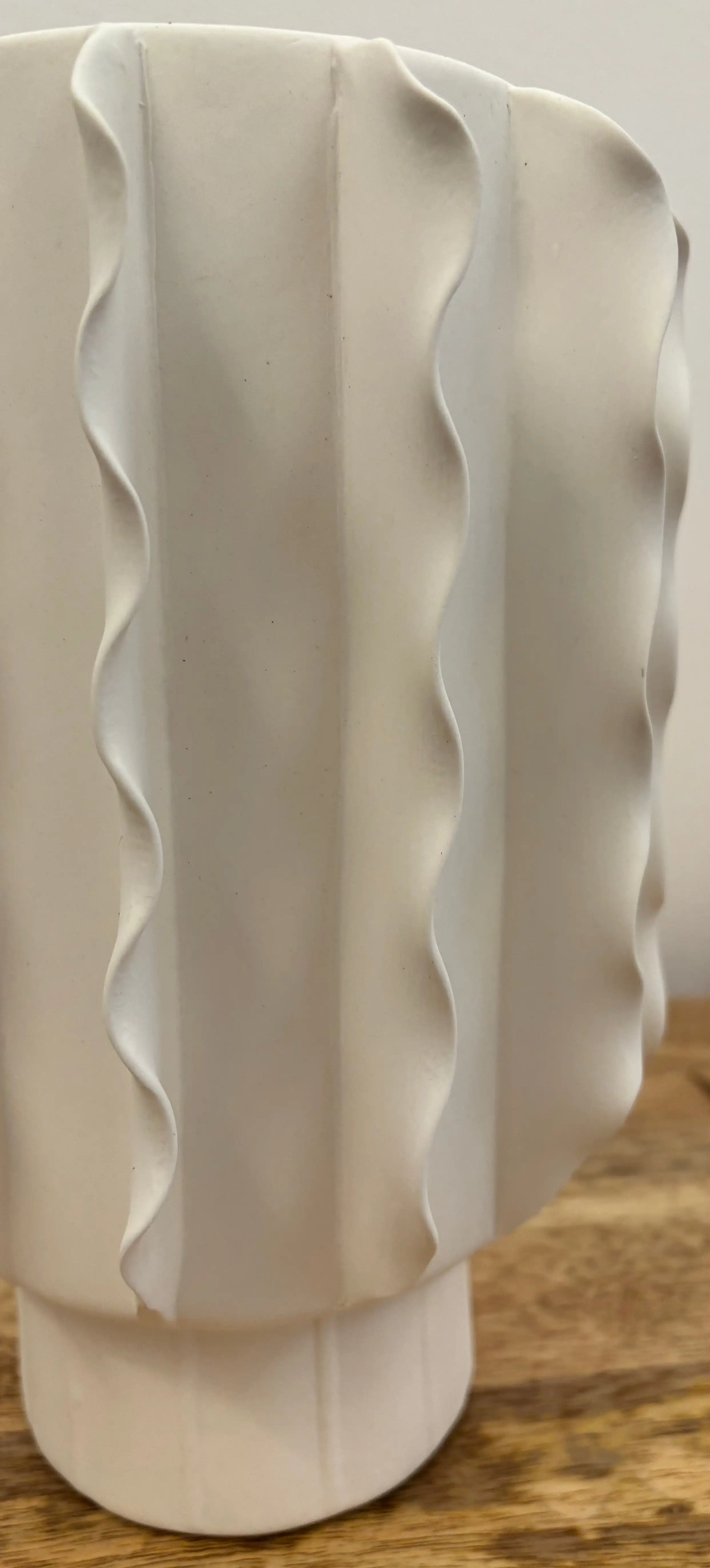 Modern Waves Vase - Image 2