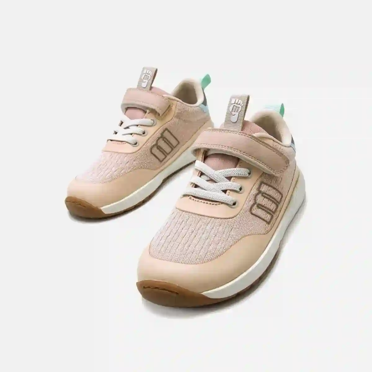 Deportiva knitting nude - Mustang Free