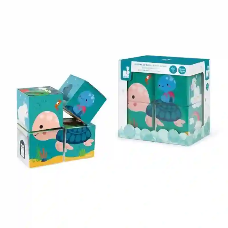 Cuatro cubos de baño