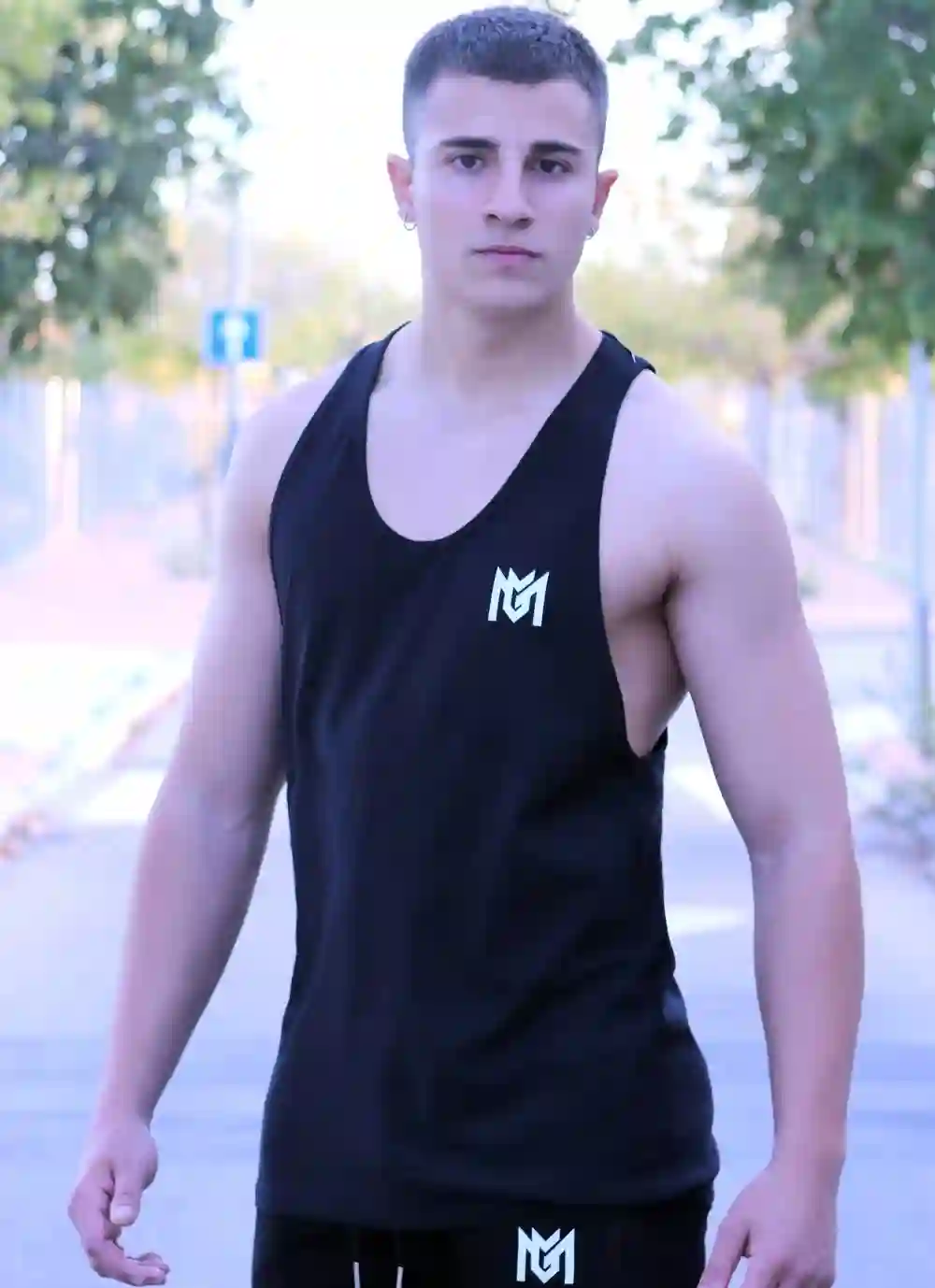 CAMISETA DE TIRANTES BLACK LOGO MG 2.0