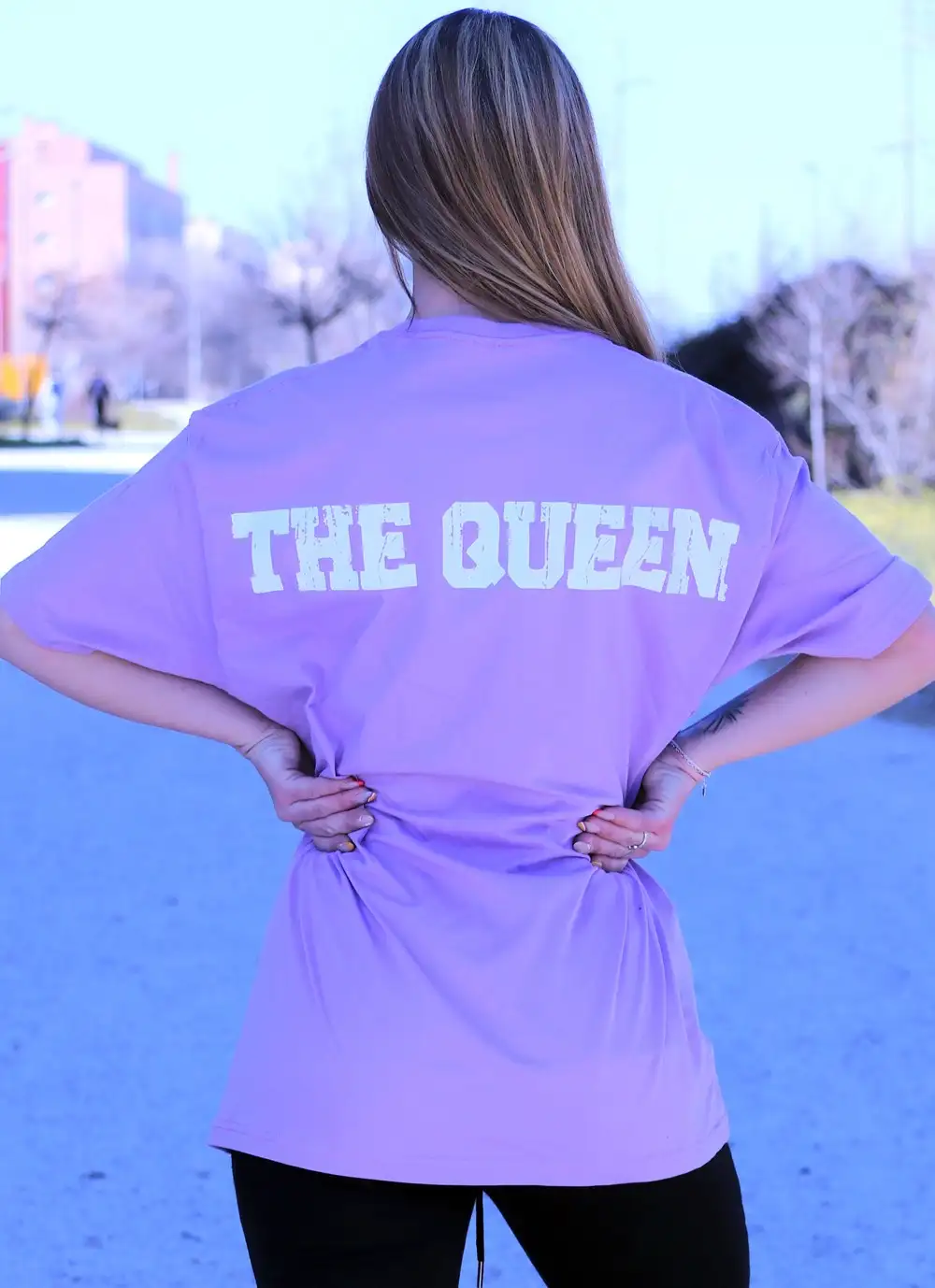 Oversize T -shirt Lila and White (The Queen)