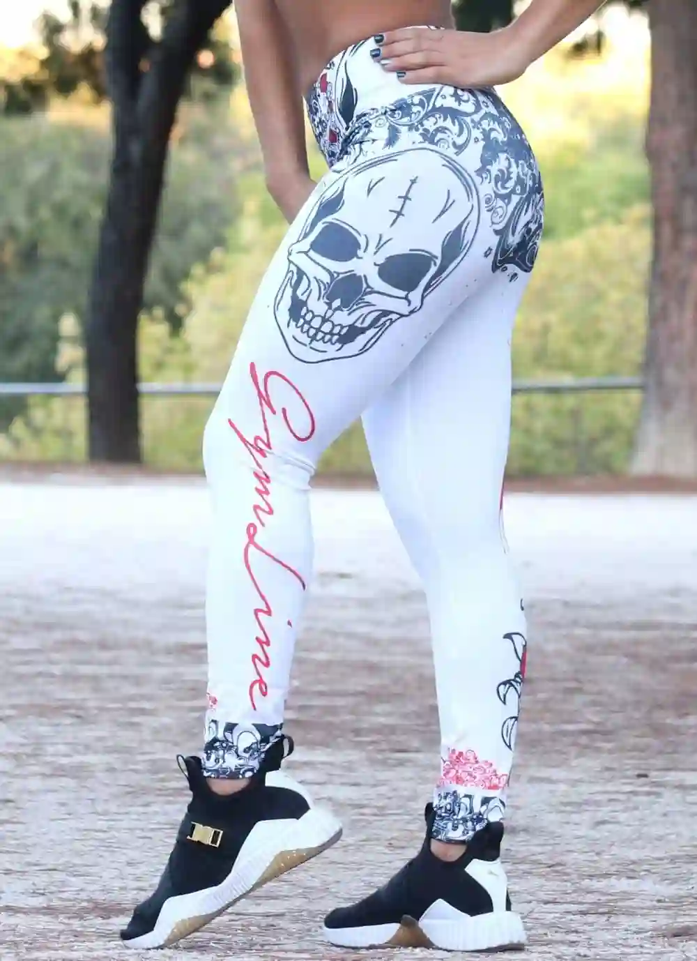 MALLA KATRINA MUSCLE