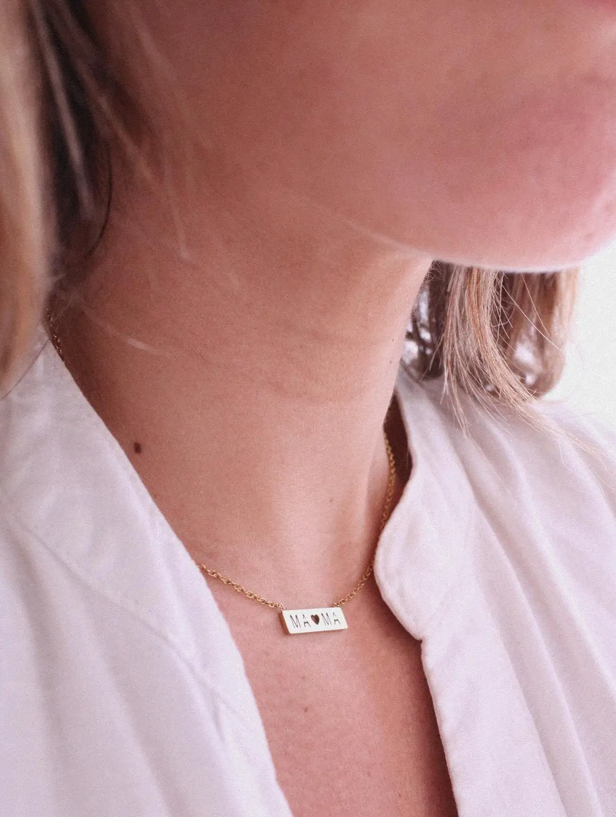 Collar MAMÁ con Corazón - Imagen 2