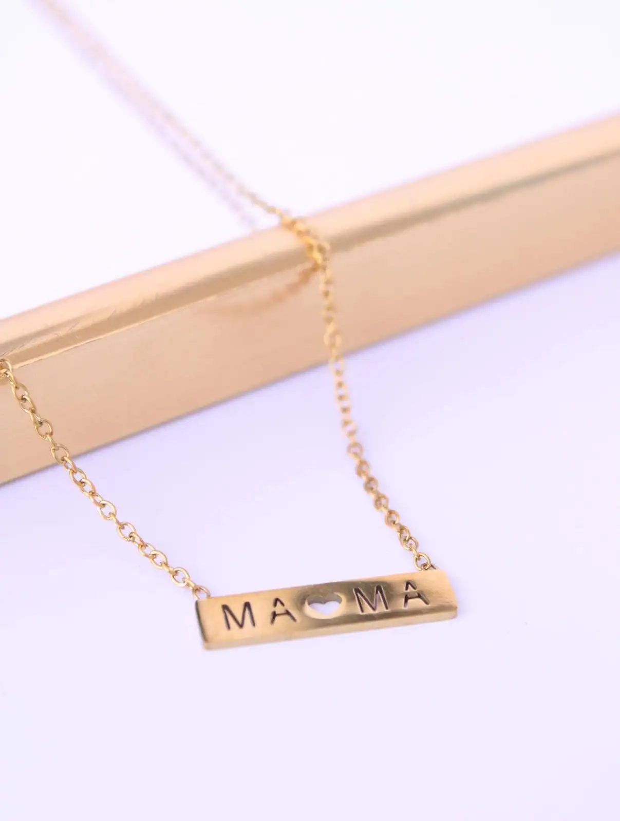 Collar MAMÁ con Corazón - Imagen 3