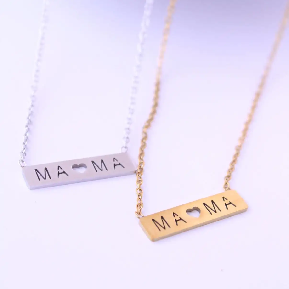 Collar MAMÁ con Corazón - Imagen 6