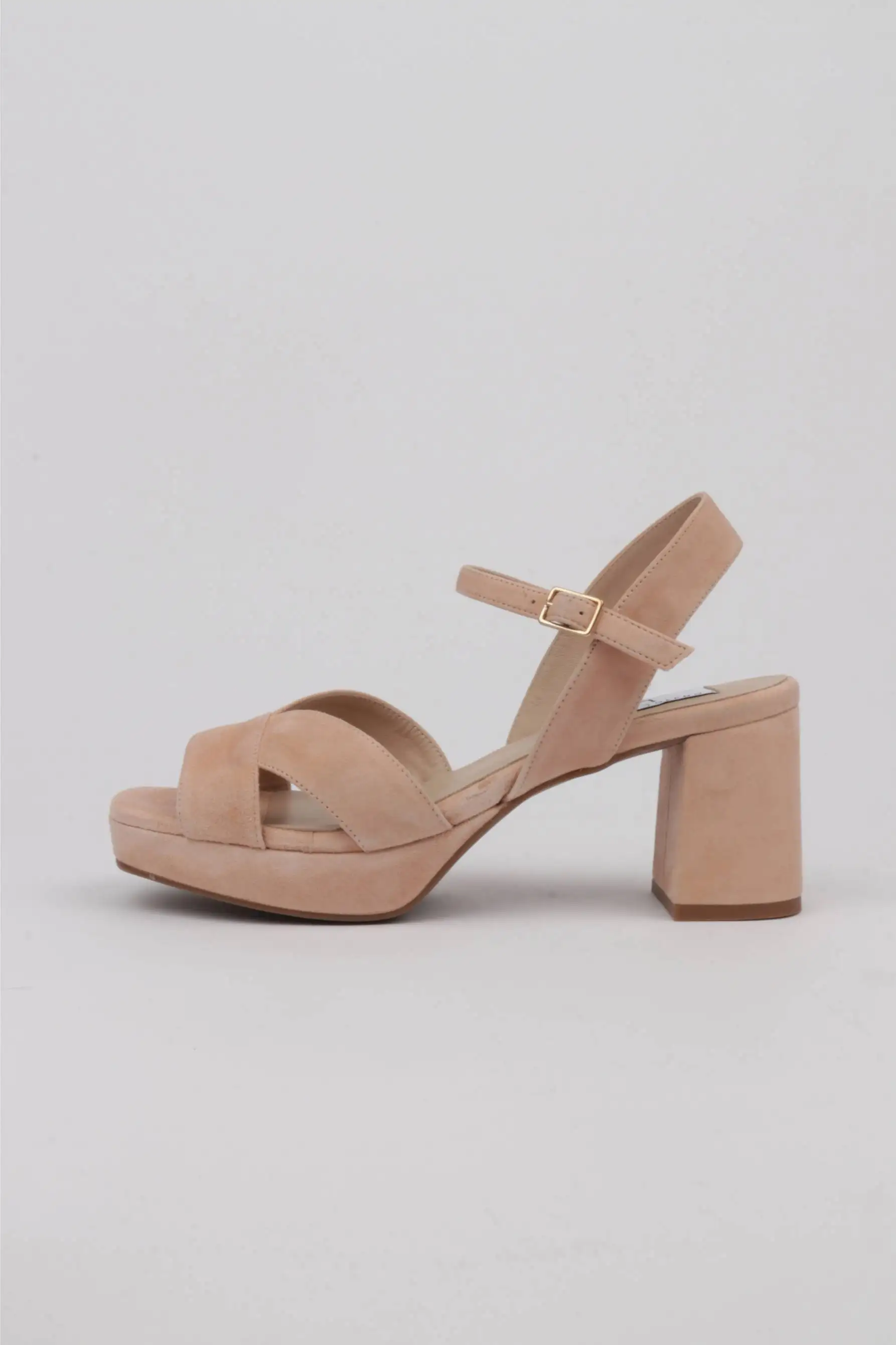 Sandalias nude vestir tacón y plataforma