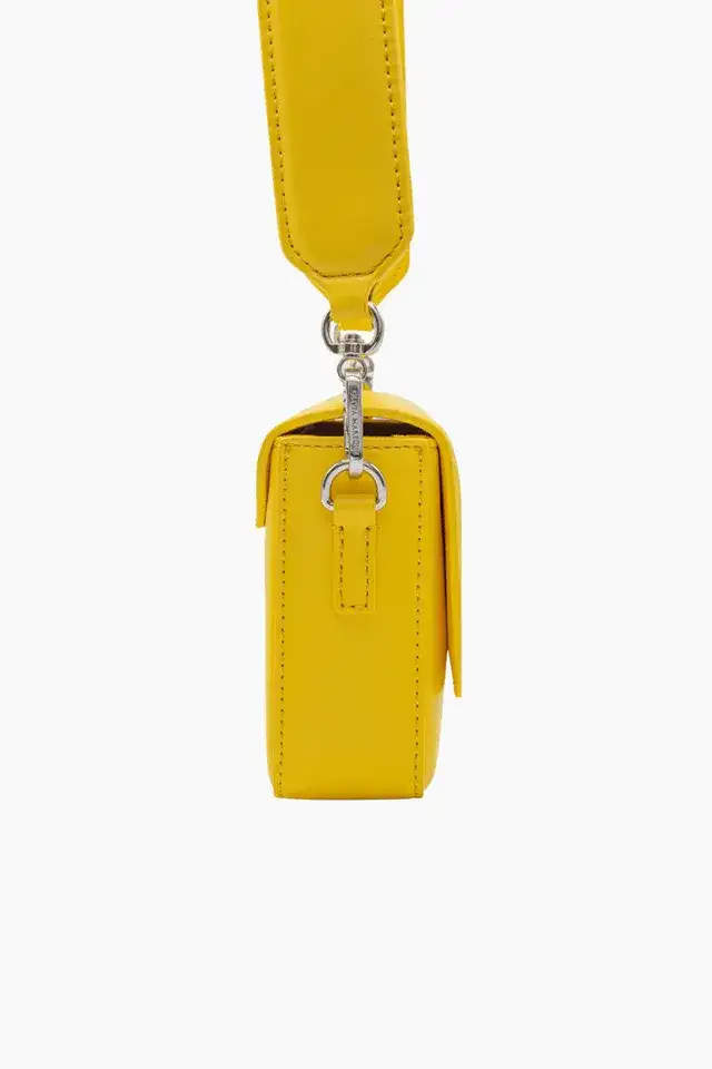 Pantone Amarillo /Olivia Mareque - Image 3