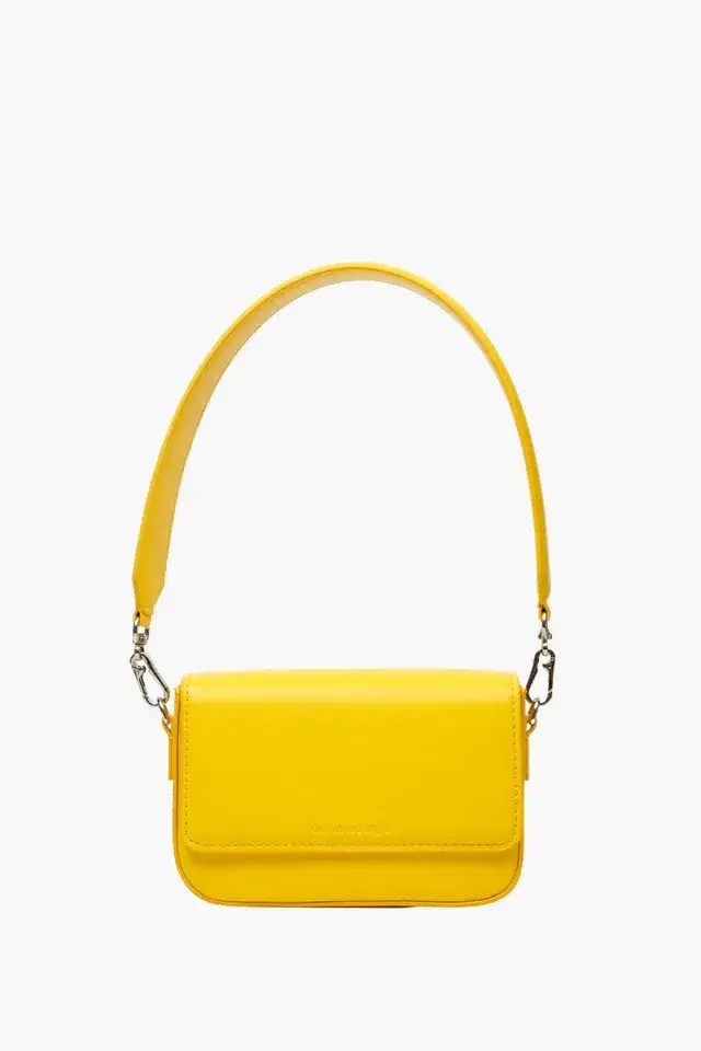 Pantone Amarillo /Olivia Mareque - Image 6